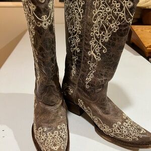 Vintage corral women’s cowgirl boots